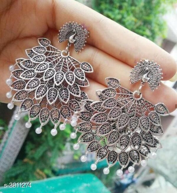 Arya Attractive Alloy Women's Earrings  | Alluring