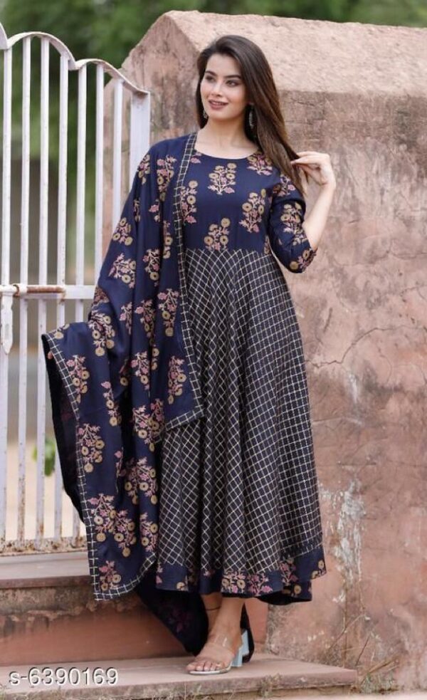 Aishani Voguish Women Kurta Sets | Beautiful