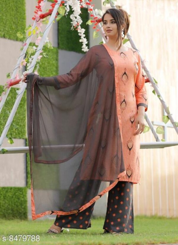 Women Peach Kurta With Grey Palazzo And Dupatta