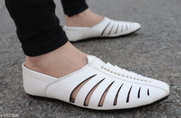 Relaxed Fabulous Men Casual Shoes | White